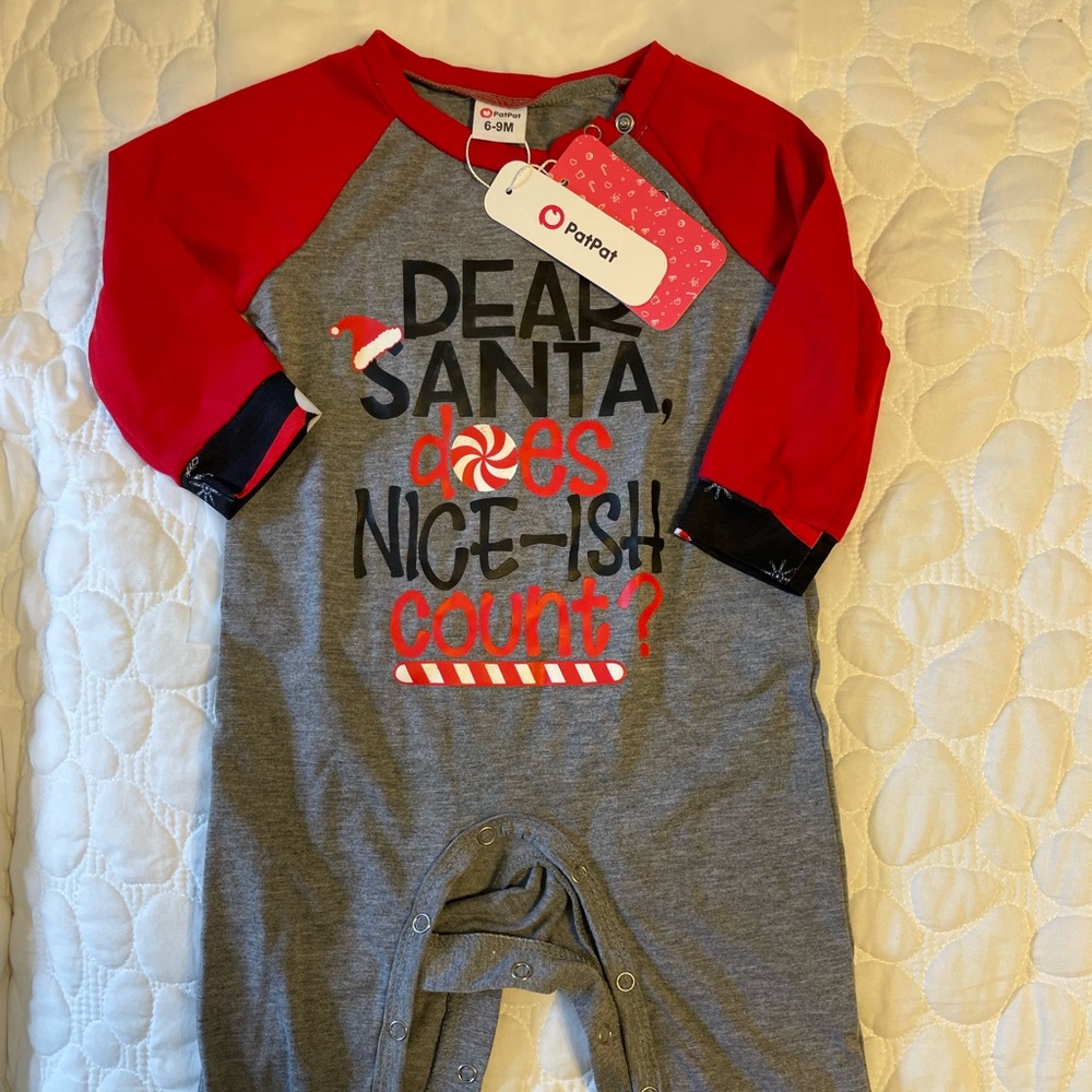 christmas onesie- NWT